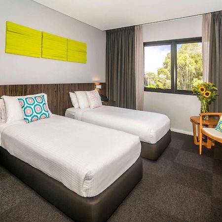 Ibis Styles The Entrance Hotel Buitenkant foto