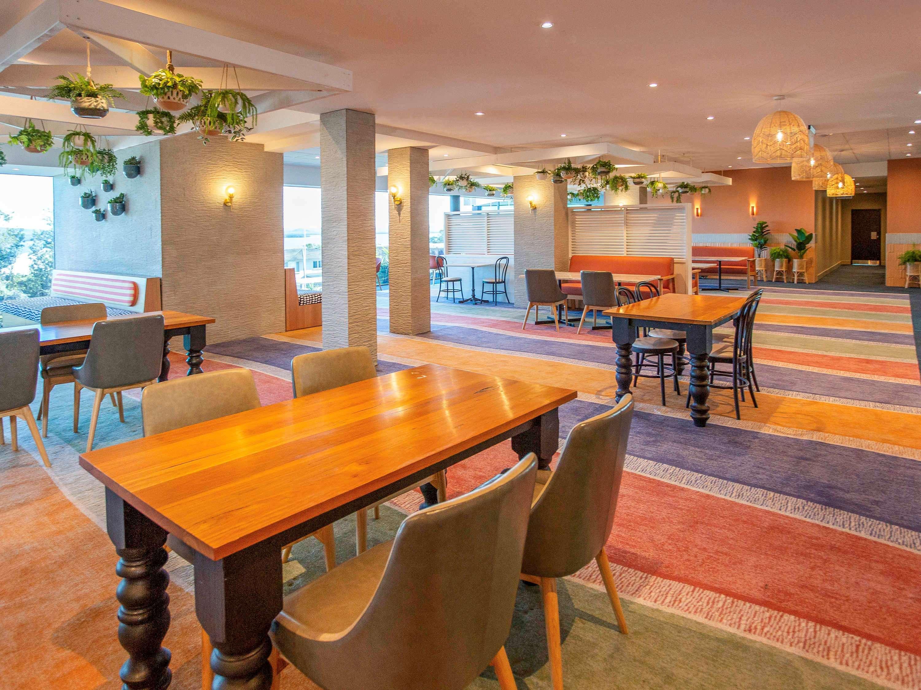 Ibis Styles The Entrance Hotel Buitenkant foto
