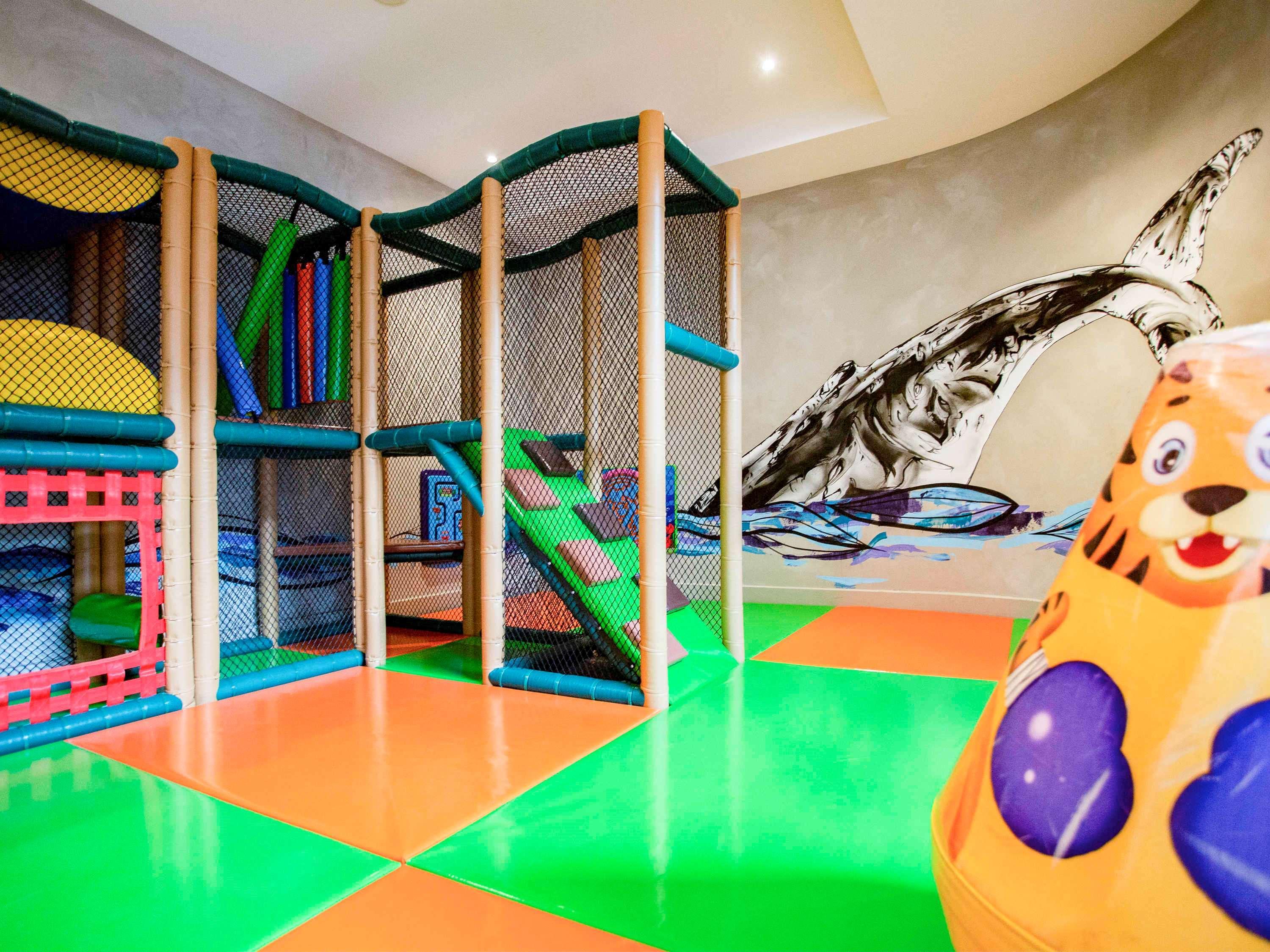 Ibis Styles The Entrance Hotel Buitenkant foto