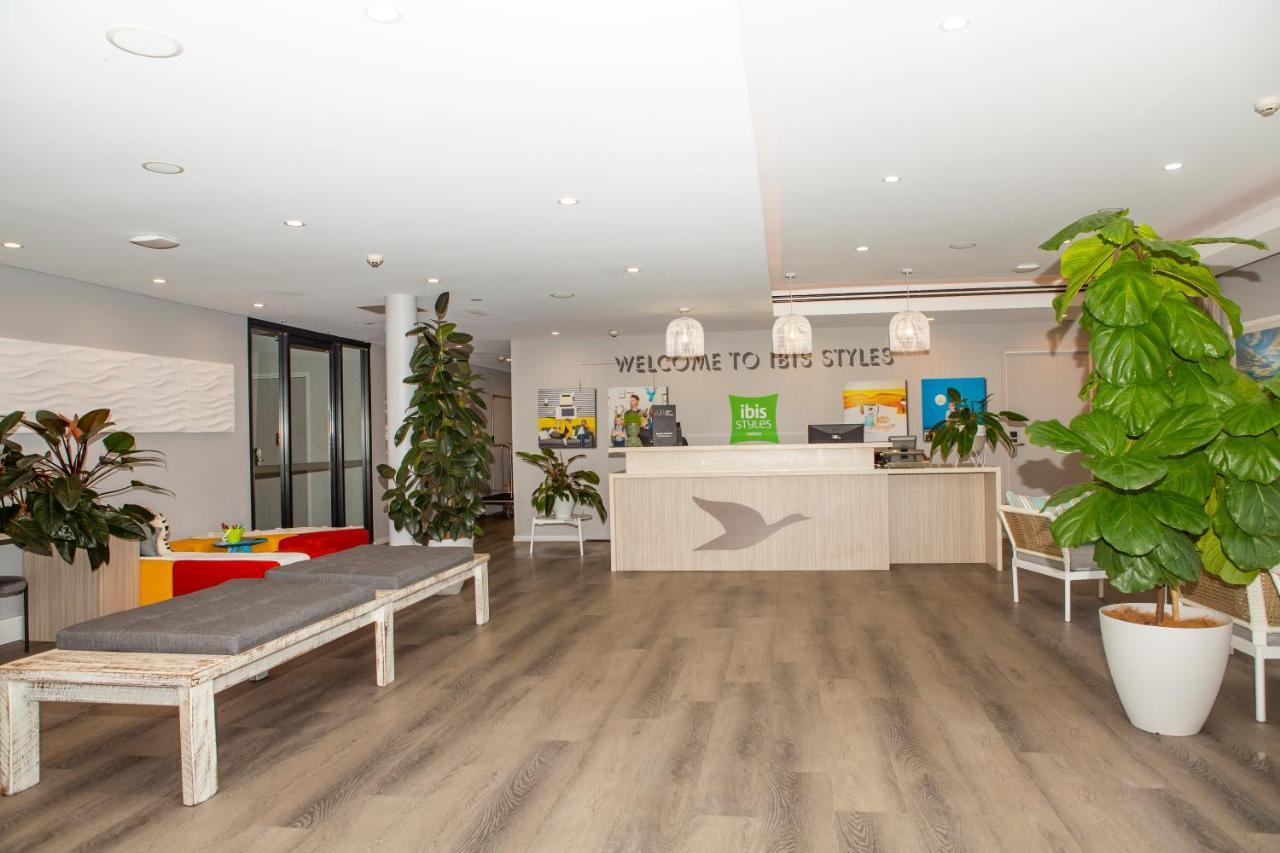Ibis Styles The Entrance Hotel Buitenkant foto