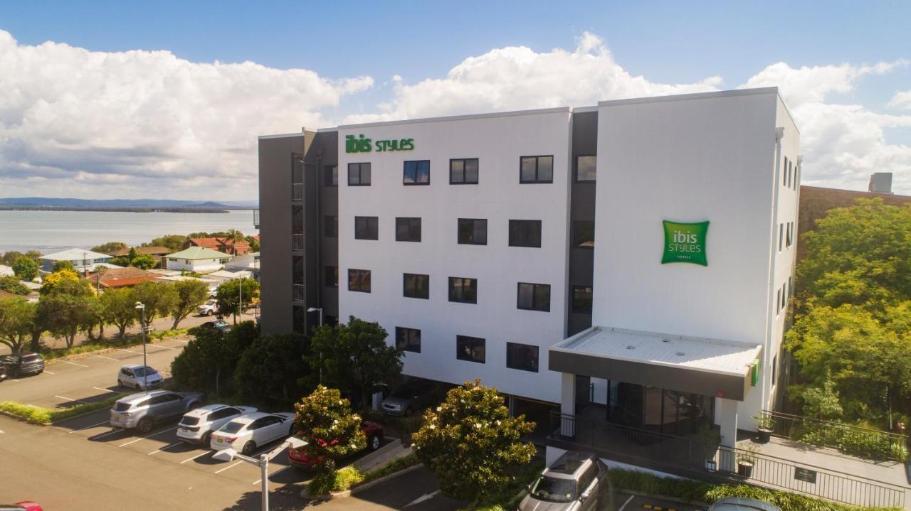 Ibis Styles The Entrance Hotel Buitenkant foto